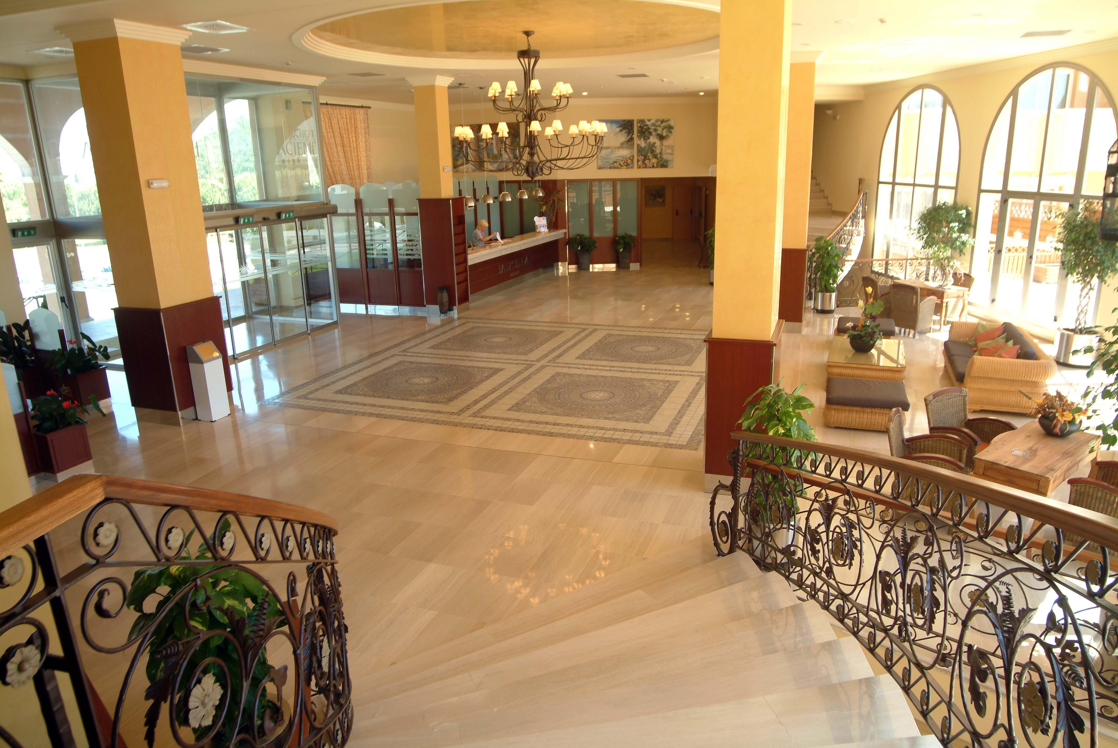 מלון לה פינדה Ohtels La Hacienda מראה חיצוני תמונה