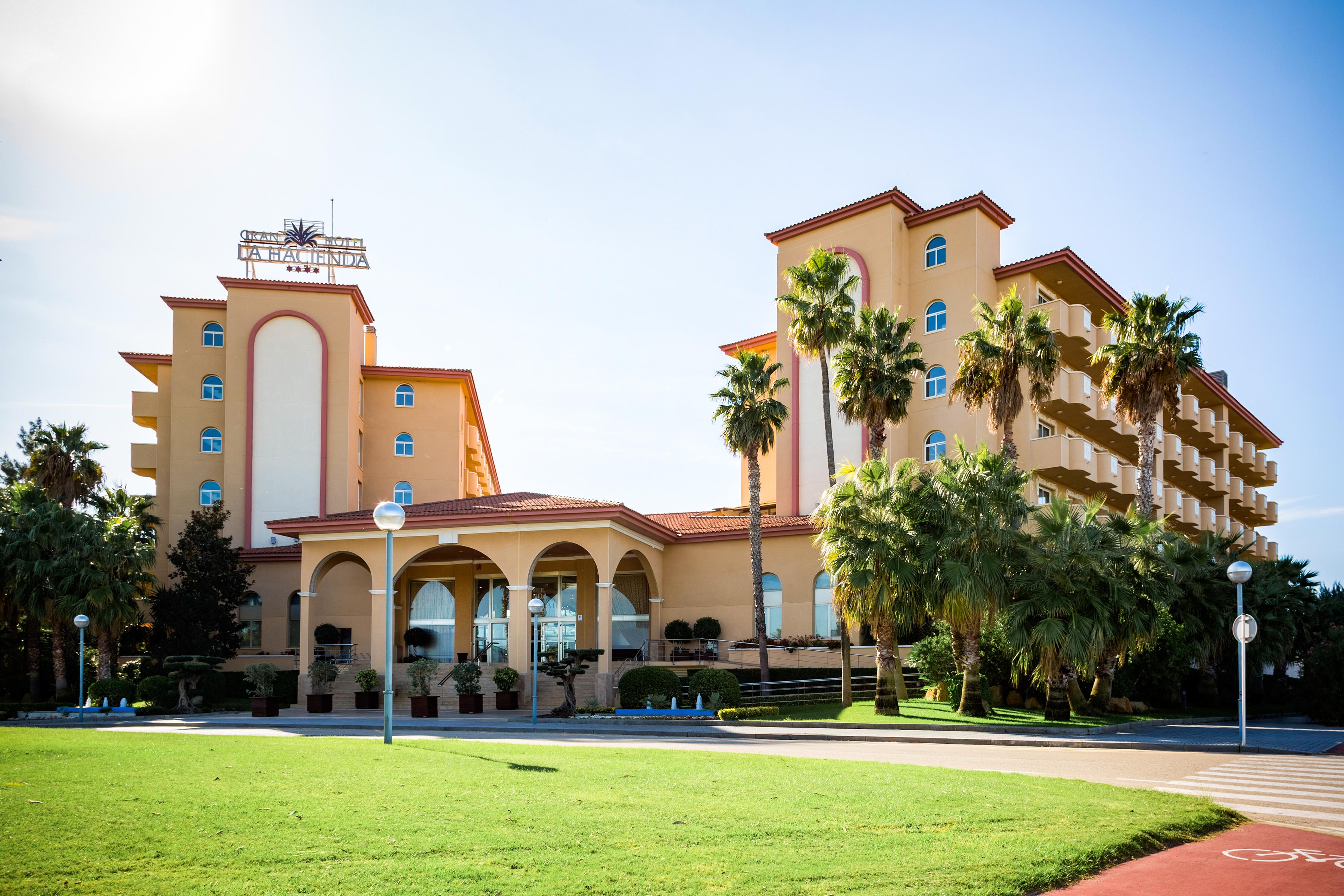 מלון לה פינדה Ohtels La Hacienda מראה חיצוני תמונה