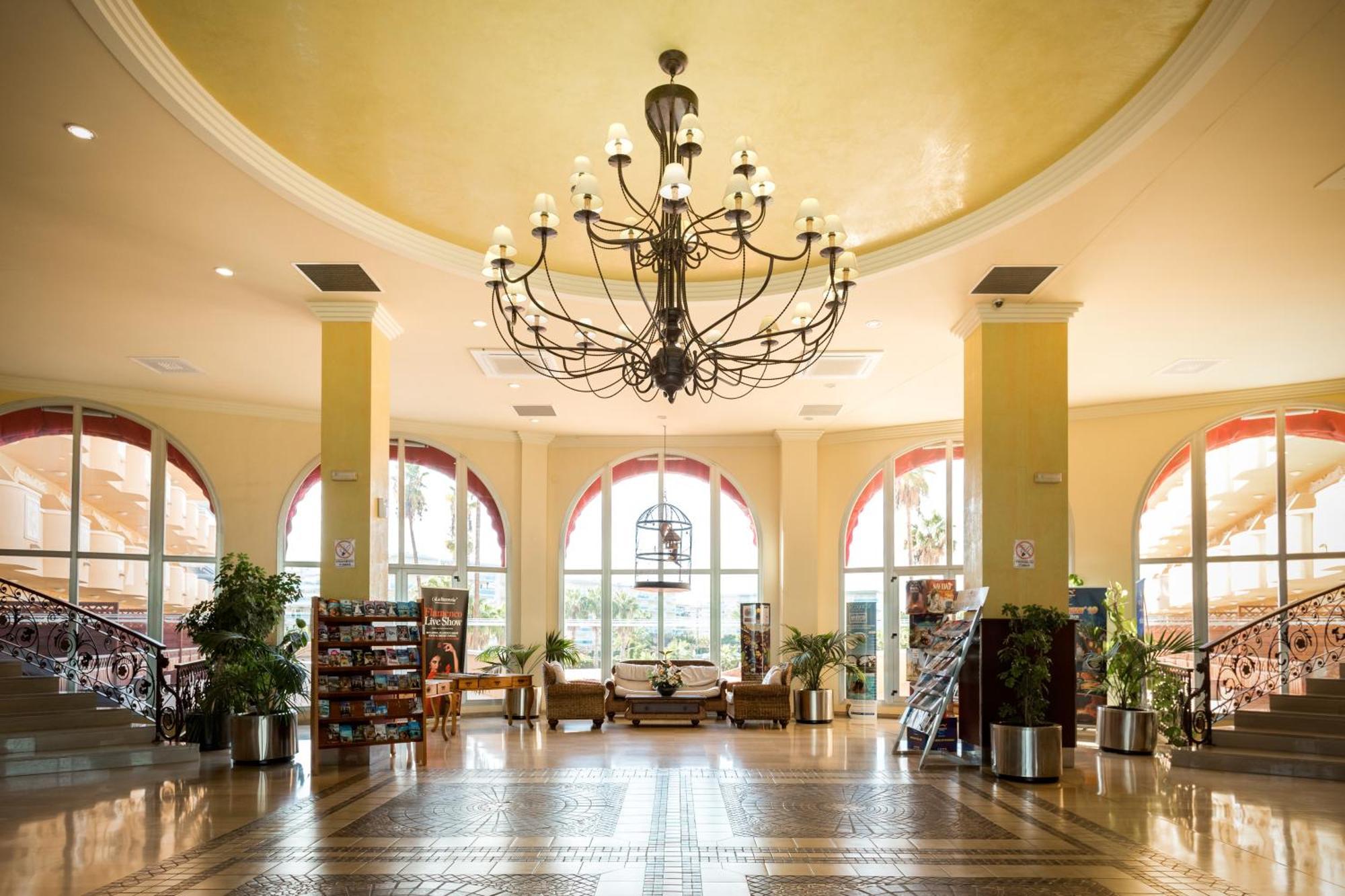 מלון לה פינדה Ohtels La Hacienda מראה חיצוני תמונה